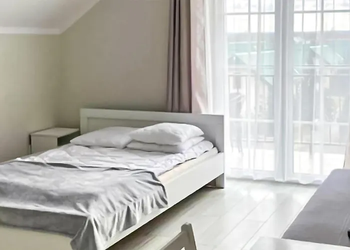 1 Bedroom Stunning In Apartament *